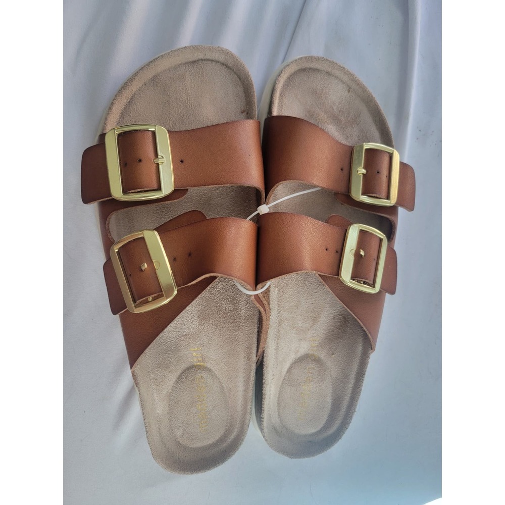 Steve Madden girl